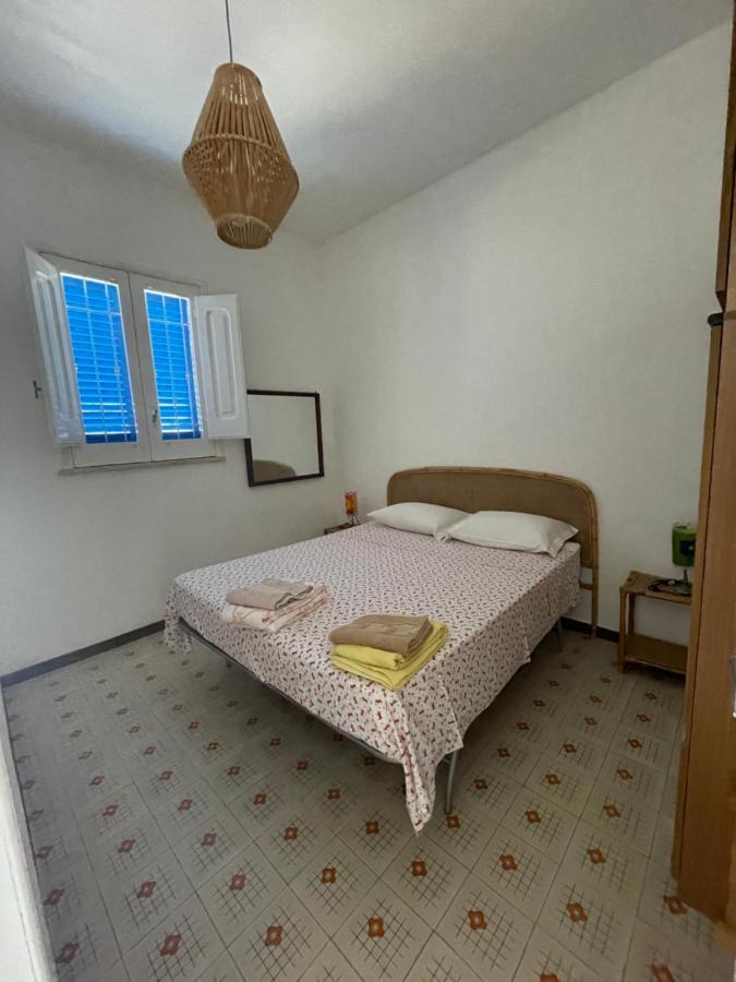 Lovely 2 Bedroom Rental Unit,Patio And Close Beach San Pietro in Bevagna Kültér fotó
